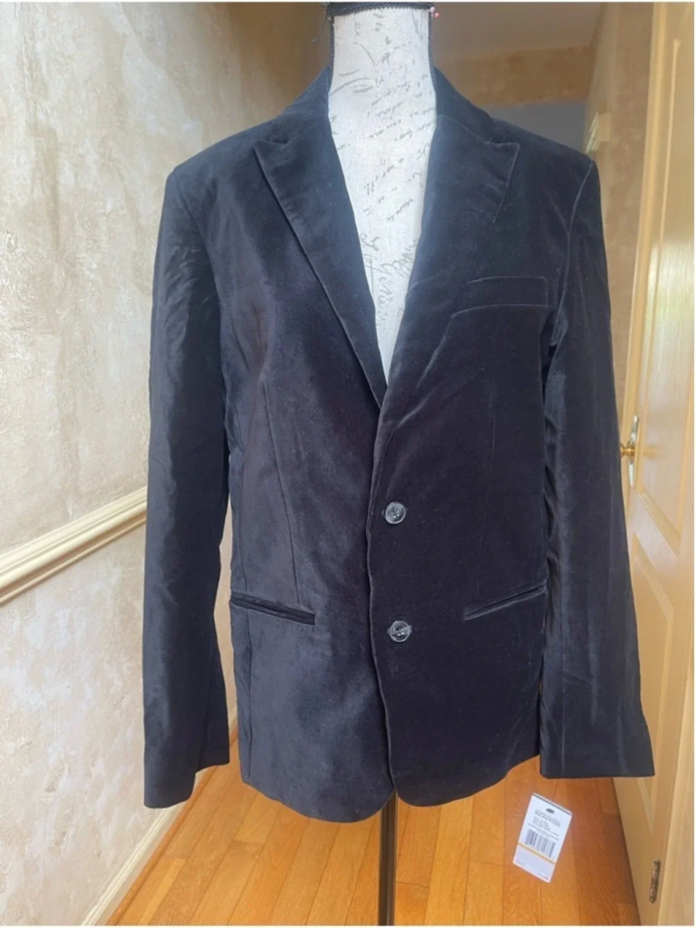 NWT Kenneth Cole Reaction Black Velvet Blazer Jacket Mens Small Smooth As Velvet